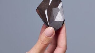 El diamante negro y del espacio que sale a subasta.