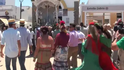 Almonte retoma las peregrinaciones al Rocío tras dos años de parón por la pandemia del coronavirus Almonte retoma las peregrinaciones al Rocío tras dos años de parón por la pandemia del coronavirus