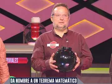 ‘Sindulfos’ y ‘Triviales’ inventan el teorema matemático de la… ¿“salchicha ardiente”? ‘Sindulfos’ y ‘Triviales’ inventan el teorema matemático de la… ¿“salchicha ardiente”?