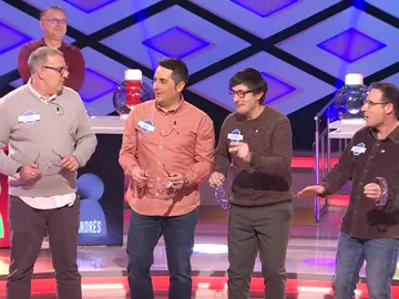 El baile que volverá “locos” a los compañeros de trabajo de los ‘Sindulfos’: ¡Son unos ‘Sex machine’! El baile que volverá “locos” a los compañeros de trabajo de los ‘Sindulfos’: ¡Son unos ‘Sex machine’!