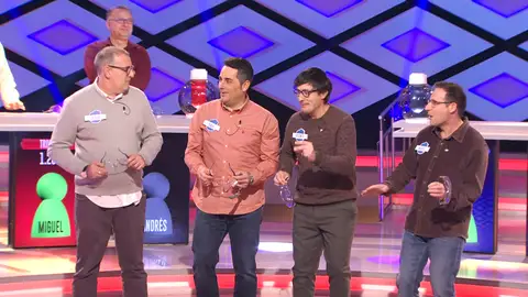 El baile que volverá “locos” a los compañeros de trabajo de los ‘Sindulfos’: ¡Son unos ‘Sex machine’! El baile que volverá “locos” a los compañeros de trabajo de los ‘Sindulfos’: ¡Son unos ‘Sex machine’!