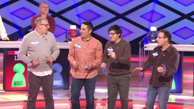 El baile que volverá “locos” a los compañeros de trabajo de los ‘Sindulfos’: ¡Son unos ‘Sex machine’! 