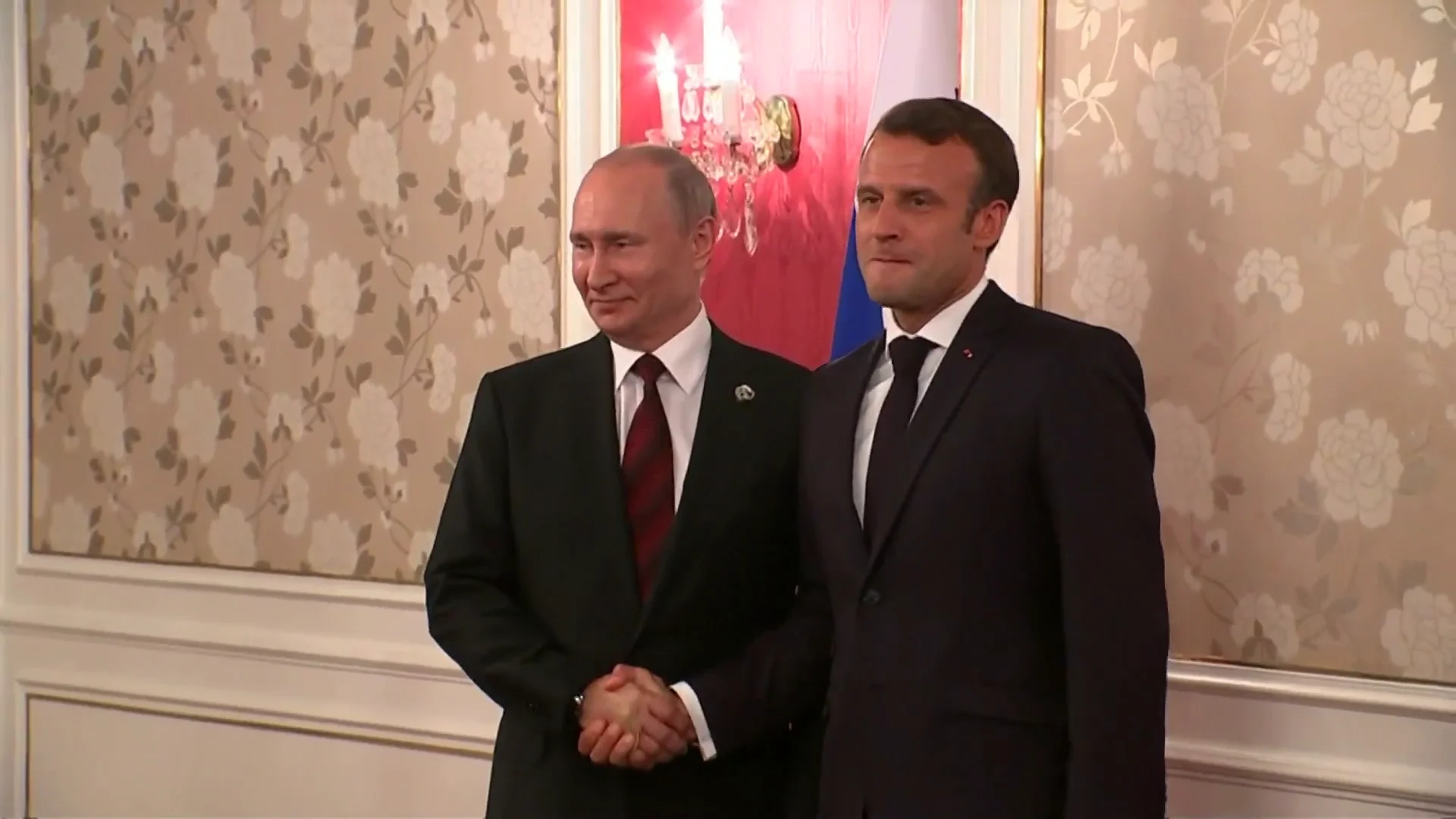 Los presidentes de Rusia y Francia, Vladimir Putin y Emmanuel Macron Los presidentes de Rusia y Francia, Vladimir Putin y Emmanuel Macron