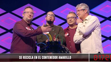 El surrealista lío de los ‘Triviales’ en la primera bomba: “Pero, ¿tú cómo reciclas?” 