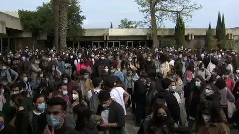 Aspirantes al MIR Aspirantes al MIR