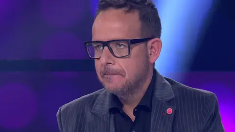 Àngel Llàcer se declara a Agoney 'Tu cara me suena'