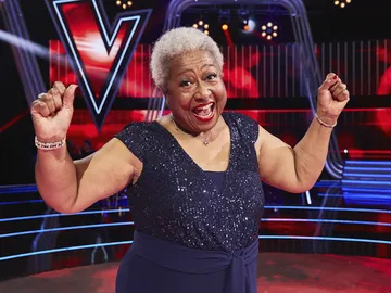 La trayectoria de Gwen Perry en ‘La Voz Senior’: una tierna voz que consigue el doblete de David Bustamante La trayectoria de Gwen Perry en ‘La Voz Senior’: una tierna voz que consigue el doblete de David Bustamante