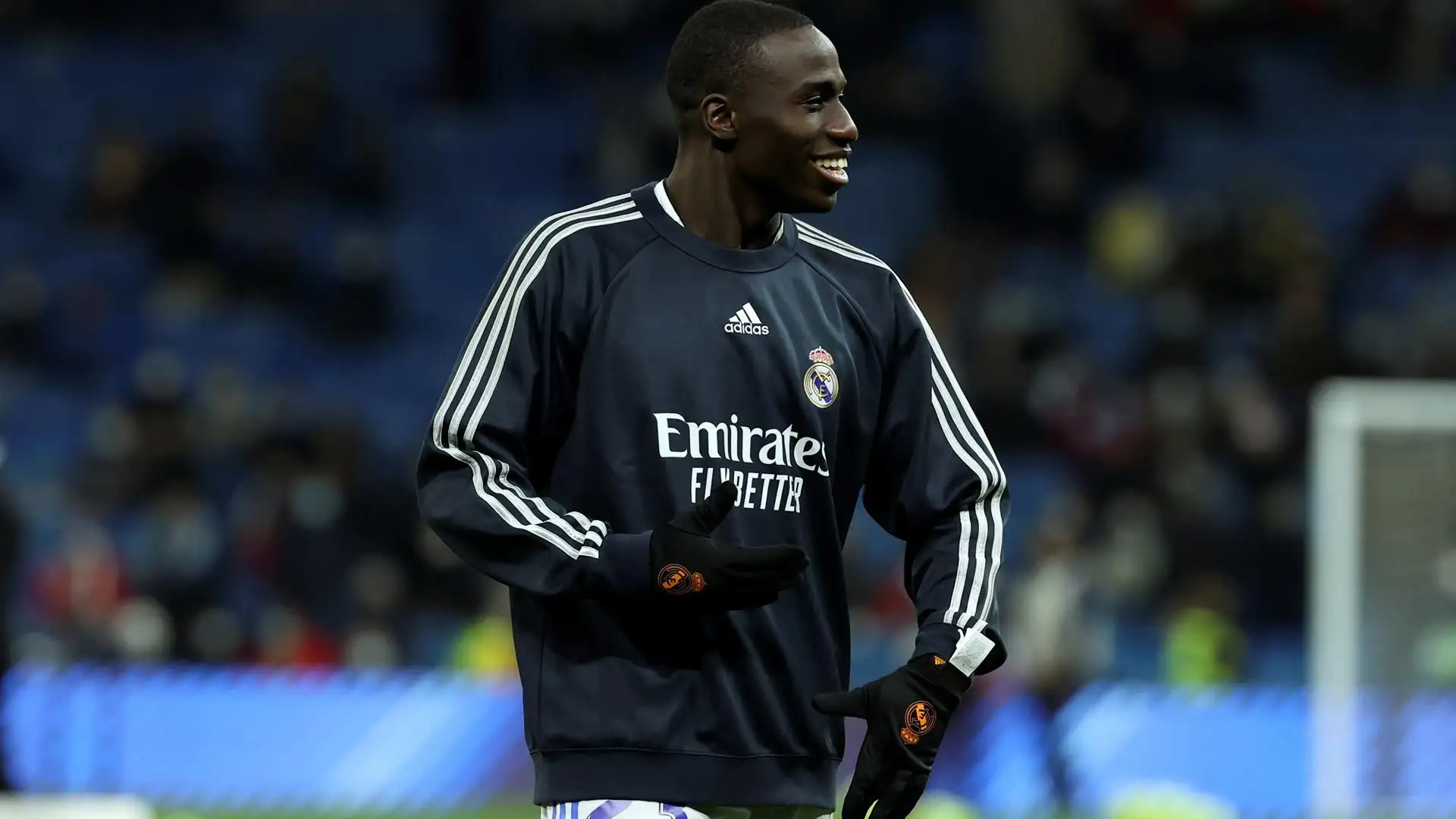 Mendy, entrenando con el Real Madrid Mendy, entrenando con el Real Madrid