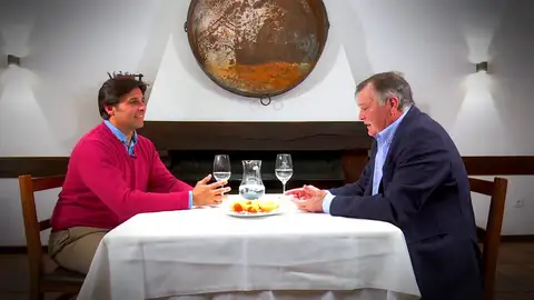 Entrevista a Camacho. Entrevista a Camacho.