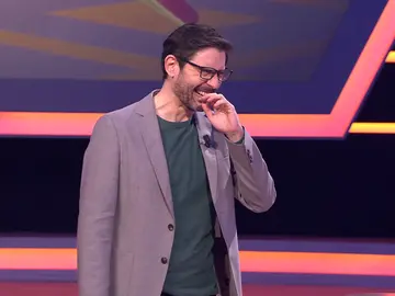 El inesperado troleo de los ‘Sindulfos’ a Juanra Bonet con ‘Pasapalabra’ El inesperado troleo de los ‘Sindulfos’ a Juanra Bonet con ‘Pasapalabra’