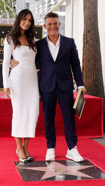 Rachel Valdés y Alejandro Sanz