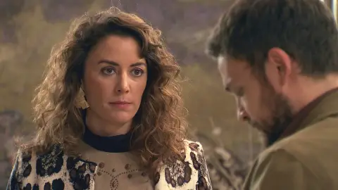 Sonia le reprocha a Medina su actitud con Carlos Sonia le reprocha a Medina su actitud con Carlos