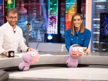 ¿Se reconocerá a si misma? Ona Carbonell duda con los deportistas convertidos en niños por Trancas y Barrancas ¿Se reconocerá a si misma? Ona Carbonell duda con los deportistas convertidos en niños por Trancas y Barrancas