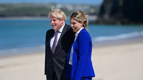 Carrie Johnson, la esposa del primer ministro británico en el ojo del huracán Carrie Johnson, la esposa del primer ministro británico en el ojo del huracán