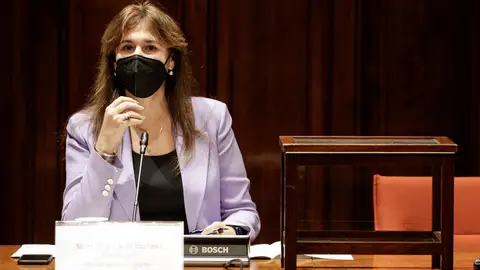 La Generalitat cumplirá la sentencia que obliga a impartir el 25% de las clases en castellanos en los colegios catalanes. La Generalitat cumplirá la sentencia que obliga a impartir el 25% de las clases en castellanos en los colegios catalanes.