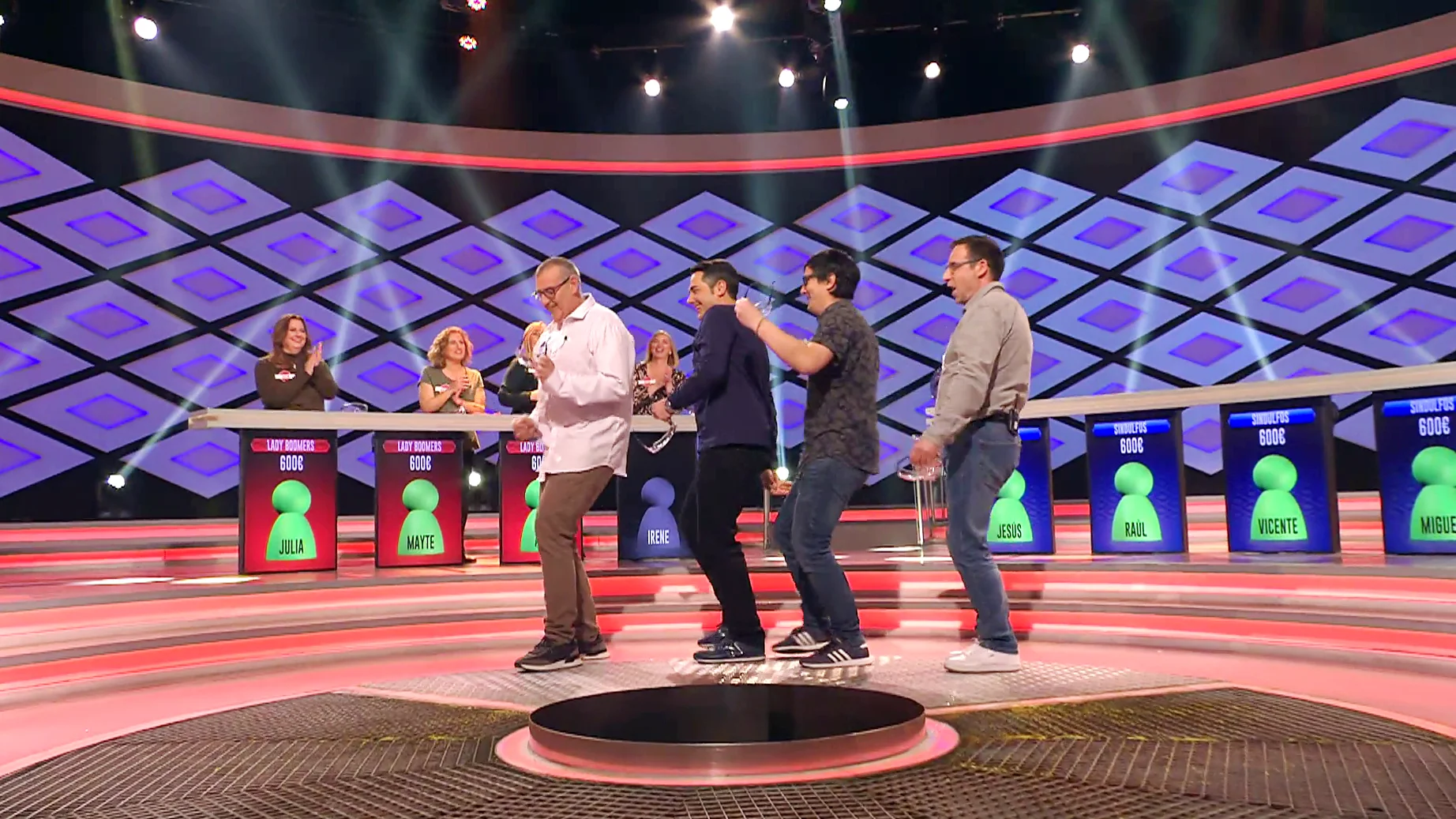 ¡Sube la temperatura! Los ‘Sindulfos’ se marcan un ‘Full Monty’ de lo más sexy Mejores momentos | 8 de febrero