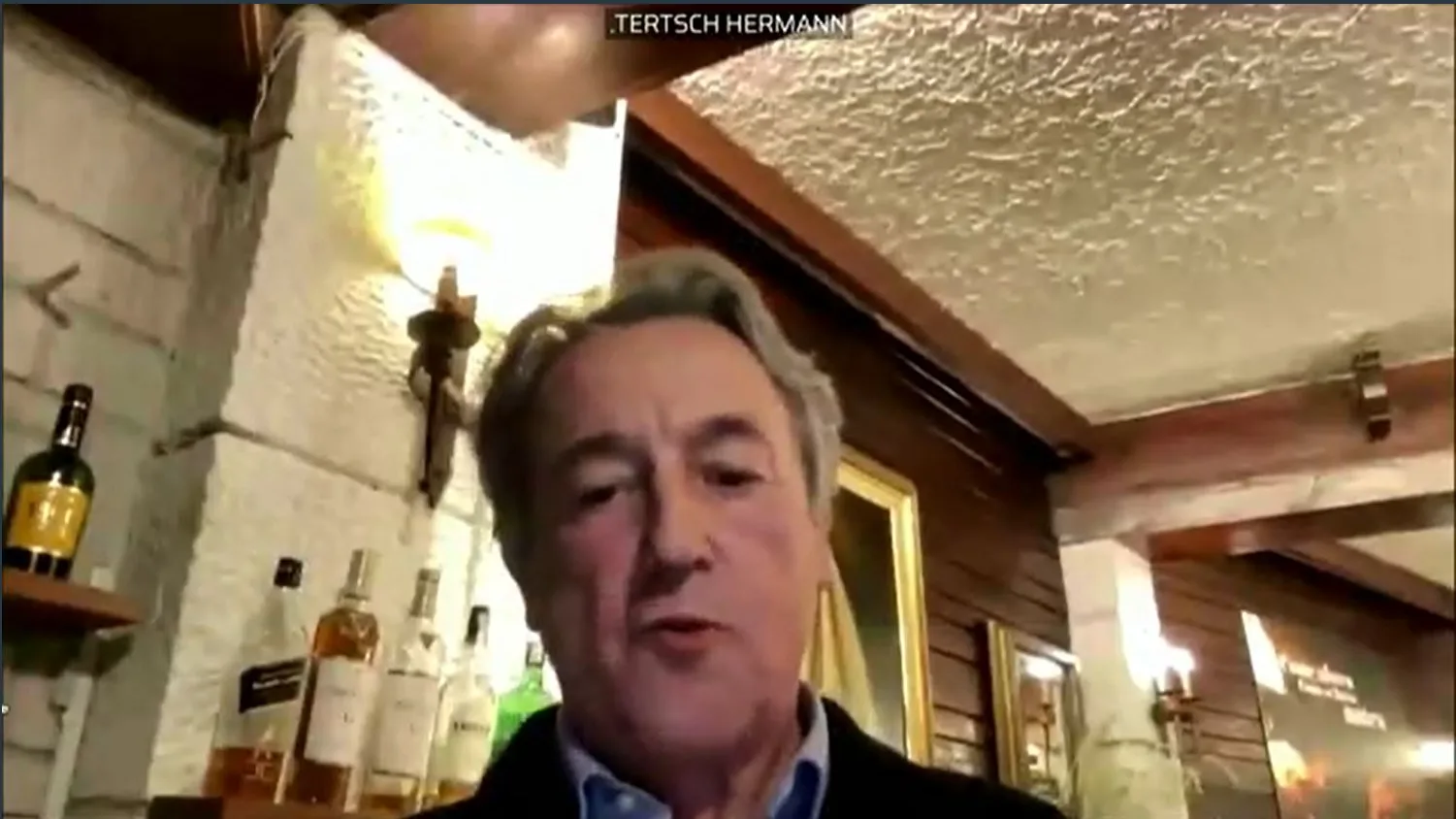 Hermann Tertsch en su intervención desde el restaurante Hermann Tertsch en su intervención desde el restaurante