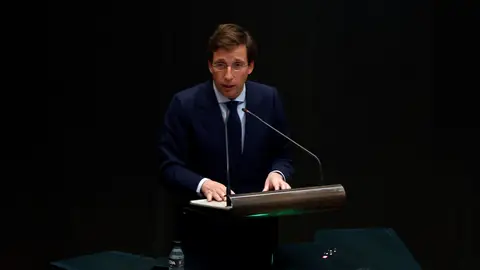 El PP denuncia en Bruselas el reparto de los fondos europeos El PP denuncia en Bruselas el reparto de los fondos europeos