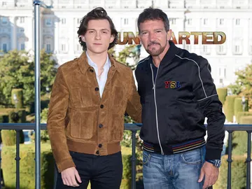 Tom Holland y Antonio Banderas presentando 'Uncharted' en Madrid Tom Holland y Antonio Banderas presentando 'Uncharted' en Madrid