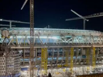 El nuevo Santiago Bernabéu prueba su iluminación