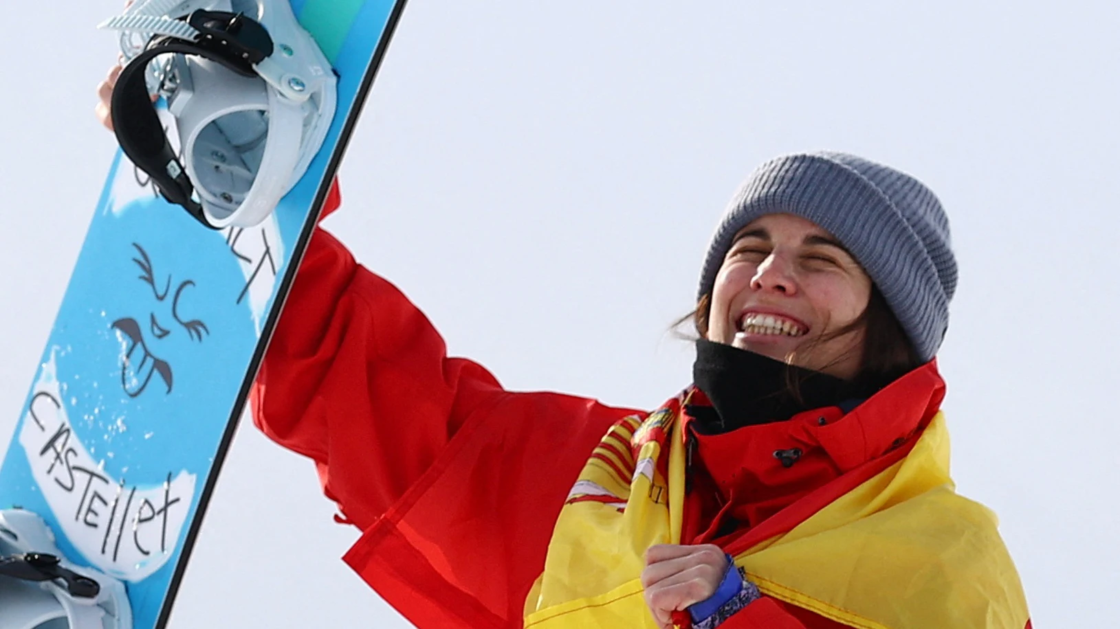 Queralt Castellet, sonriente tras ganar la medalla de plata en los JJOO de Pekín 2022 Queralt Castellet, sonriente tras ganar la medalla de plata en los JJOO de Pekín 2022