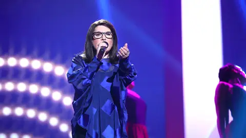 Loles León impresiona con su desconocida voz como Nana Mouskuri con 'Siboney' Loles León impresiona con su desconocida voz como Nana Mouskuri con 'Siboney'