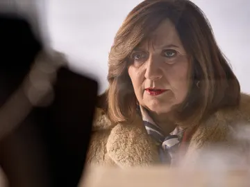 Avance semanal 'Amar es para siempre': Las amenazas de Uriarte empujan a Carmen a cometer una ilegalidad Avance semanal 'Amar es para siempre': Las amenazas de Uriarte empujan a Carmen a cometer una ilegalidad