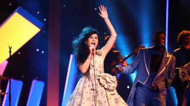 Sandra Golpe resucita a la reina del soul con ‘Tears dry on their own’ como Amy Winehouse 