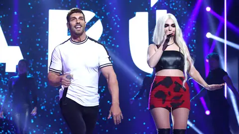 Rasel y su hermana Dama se inventan un nuevo ‘Tabú’ como Pablo Alborán y Ava Max Rasel y su hermana Dama se inventan un nuevo ‘Tabú’ como Pablo Alborán y Ava Max