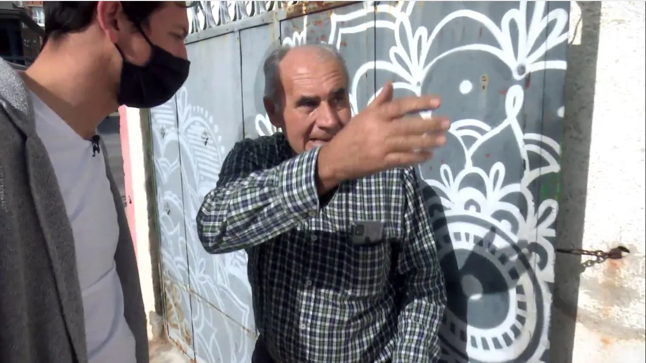 Vive con el cad&aacute;ver de su padre.