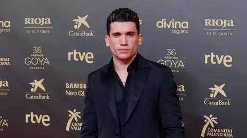 Jaime Lorente en la alfombra roja de los Premios Goya 2022 Jaime Lorente en la alfombra roja de los Premios Goya 2022