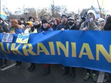 Las manifestaciones en Ucrania se intensifican ante la tensión con Rusia