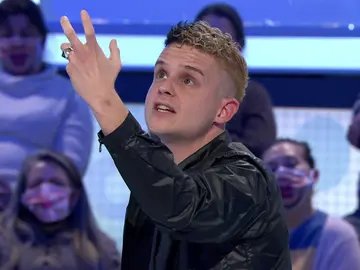 Duelo de rap e improvisación entre Arkano y Roberto Leal: ¿Quién ganará esta pelea de gallos? Duelo de rap e improvisación entre Arkano y Roberto Leal: ¿Quién ganará esta pelea de gallos?