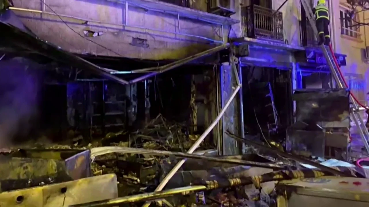 Al menos 7 muertos, dos de ellos ni&ntilde;os, por una explosi&oacute;n en un edificio de Saint-Laurent-de-la-Salanque, Francia