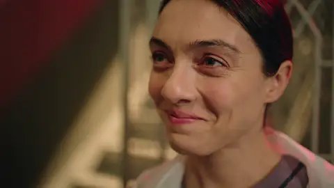 Esat, más enamorado que nunca, sigue luchando por Gülben: "Te voy a esperar" Mejores momentos | Capítulo 61