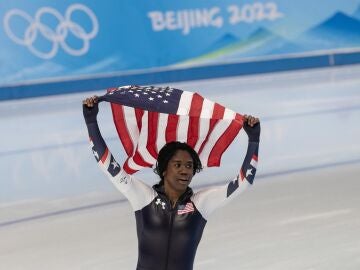 Erin Jackson, tras ganar en los Juegos Olímpicos Beijing 2022
