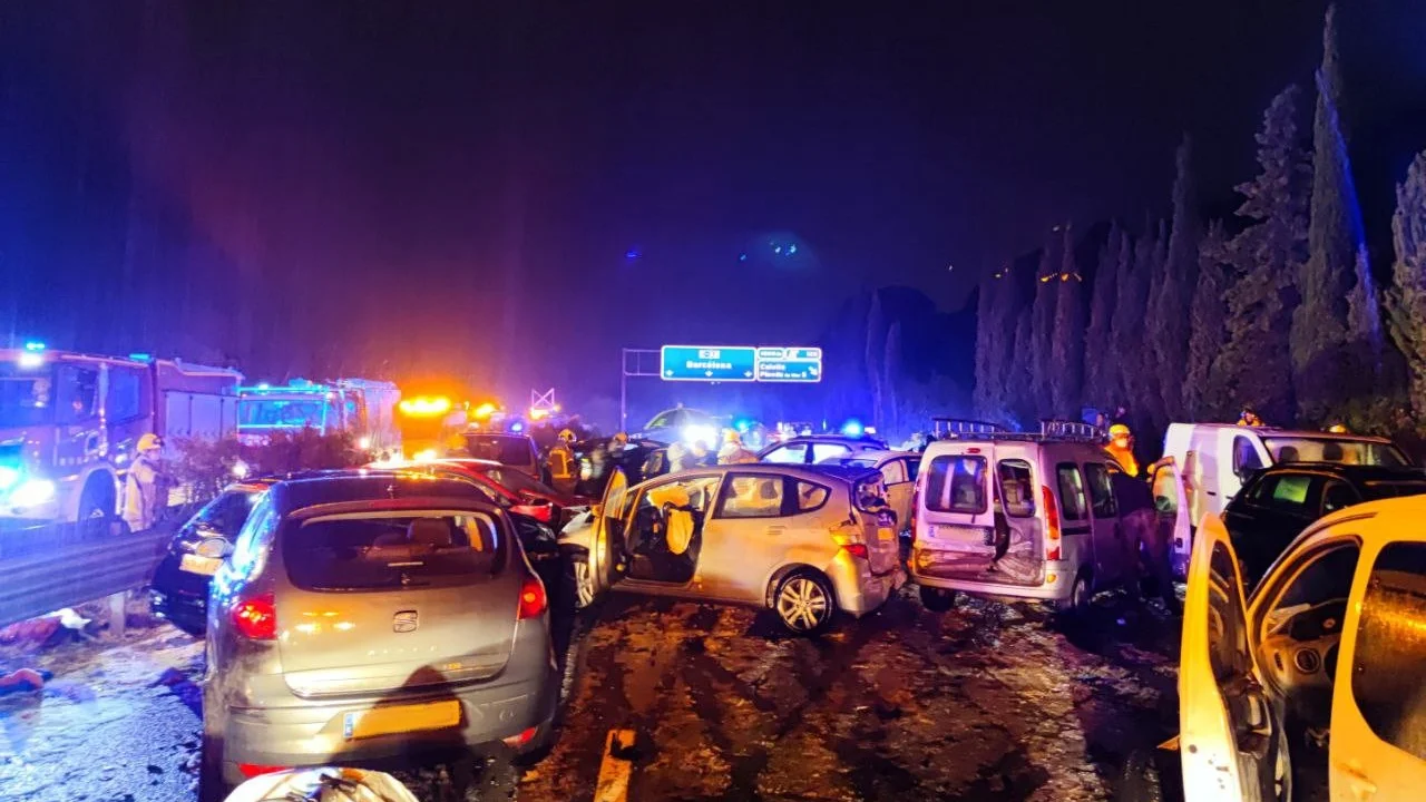 Accidente en Barcelona deja 30 heridos Accidente en Barcelona deja 30 heridos