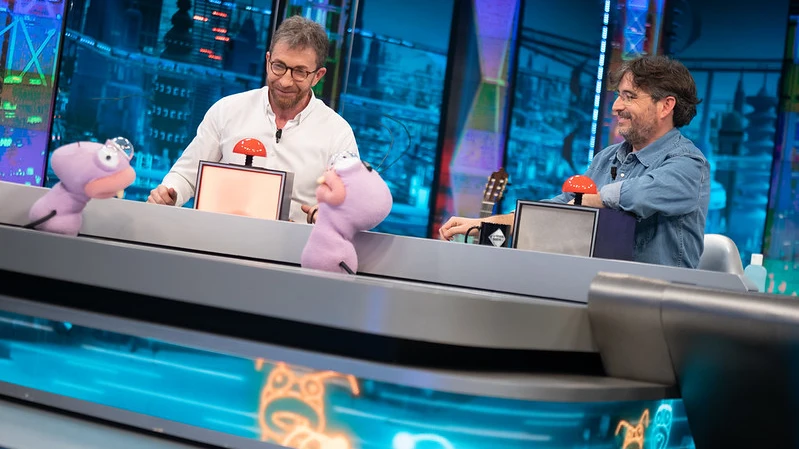 &iquest;Qui&eacute;n tiene peor perder? Jordi &Eacute;vole y Pablo Motos, enfrentados en el juego de m&aacute;s &lsquo;cach&eacute;&rsquo; de Trancas y Barrancas