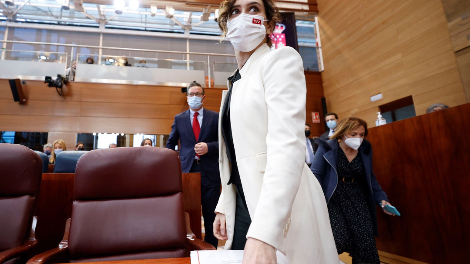Ayuso asegura que su hermano recibió 55.850 euros por el contrato de las mascarillas: 