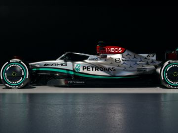 Mercedes W13, la nueva 'flecha plateada' de Hamilton que asusta a la Fórmula 1