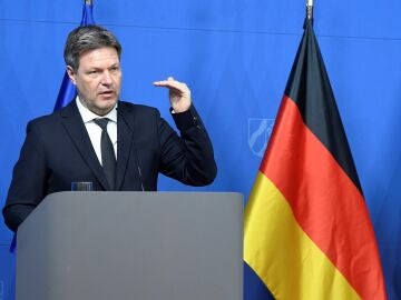 Alemania anuncia la primera gran sanción a Rusia tras reconocer las regiones separatistas del Donbás