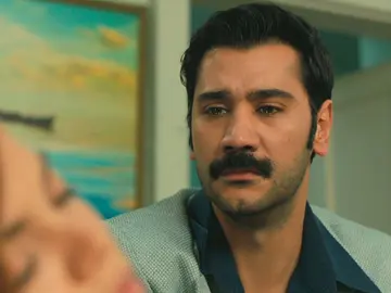 Yilmaz teme por la vida de Züleyha: “Abre los ojos, no puedo estar sin ti” Yilmaz teme por la vida de Züleyha: “Abre los ojos, no puedo estar sin ti”
