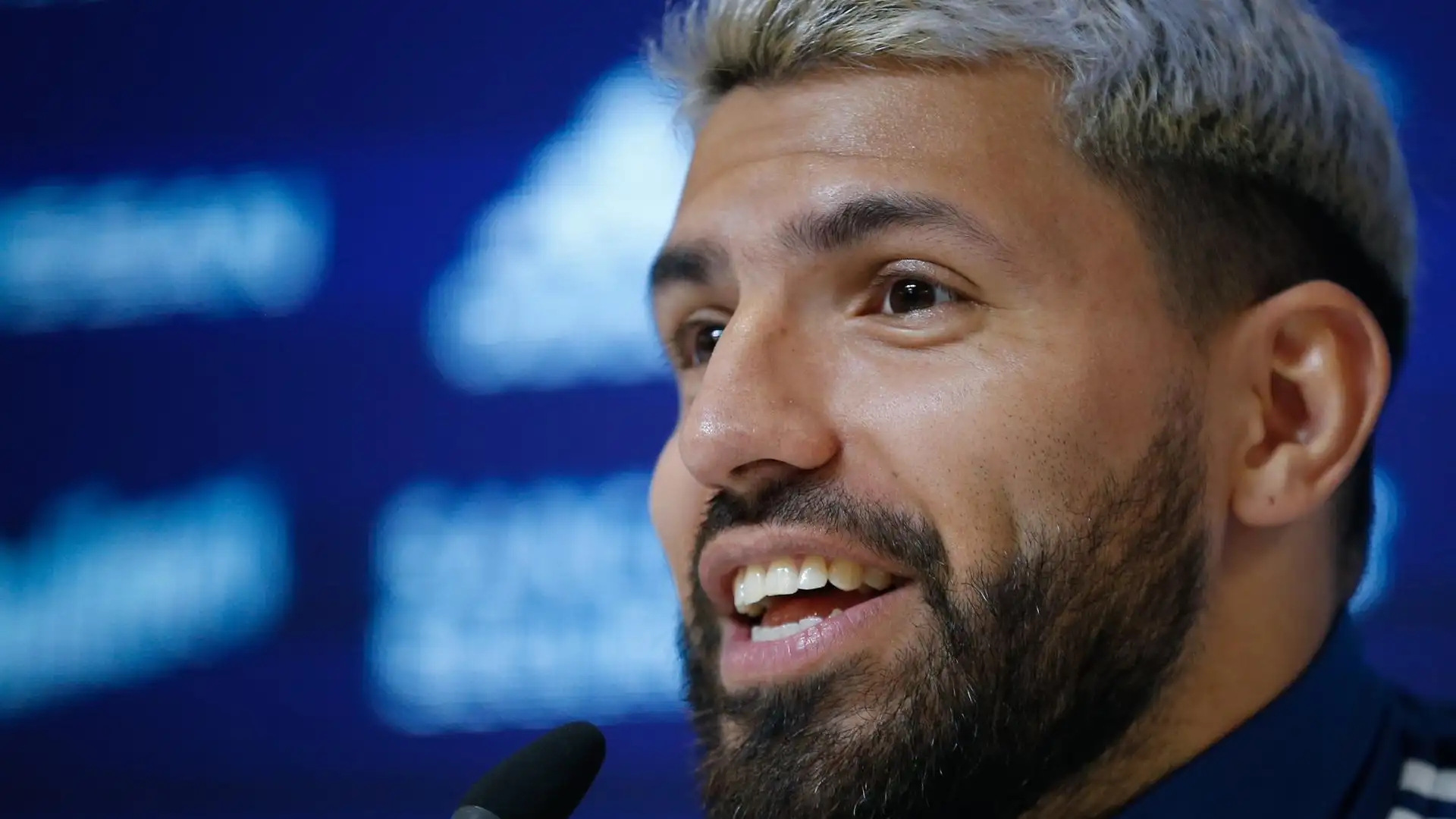 Kun Agüero en rueda de prensa Kun Agüero en rueda de prensa