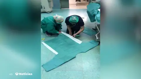 La Comunidad Valenciana recurre la sentencia por falta de material sanitario y argumenta que los sanitarios lo robaban La Comunidad Valenciana recurre la sentencia por falta de material sanitario y argumenta que los sanitarios lo robaban