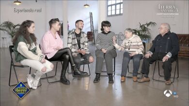 Mayores y jóvenes, ante el sexo: la experiencia real que enfrenta el amor de antes con el de ahora... con un final sorprendente