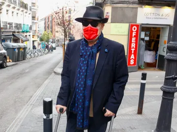 Antonio Resines continúa recuperándose Antonio Resines continúa recuperándose