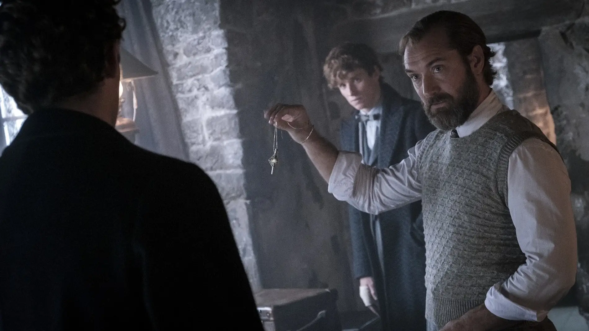 Eddie Redmayne y Jude Law en 'Animales Fantásticos: Los secretos de Dumbledore'