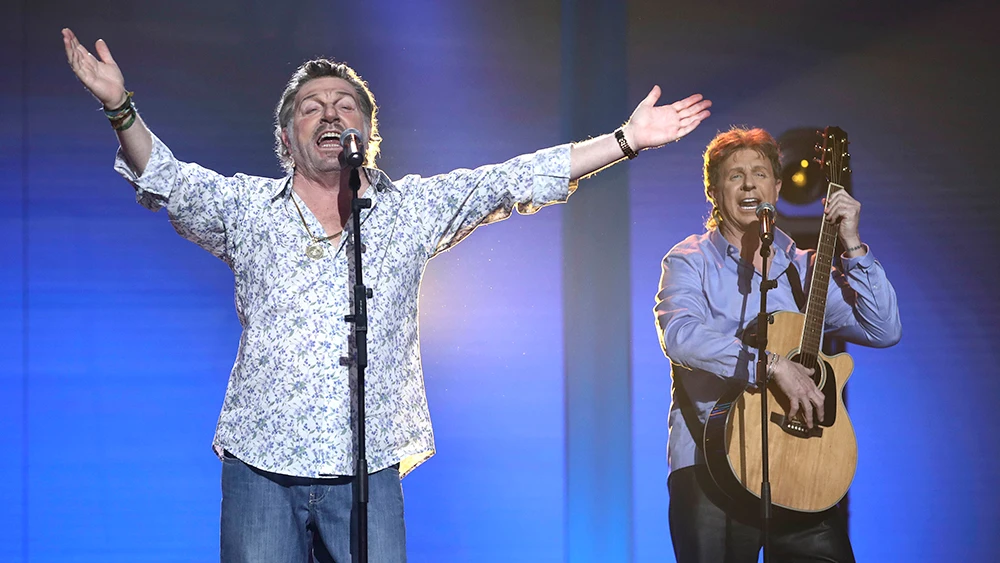 Los Morancos baten las alas de la felicidad con ‘Volare’ como Gipsy Kings Los Morancos baten las alas de la felicidad con ‘Volare’ como Gipsy Kings