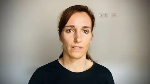 Mónica García apunta a Ayuso por el supuesto cobro de 227.150 euros de su hermano: "Ha tomado el pelo a los madrileños" Mónica García apunta a Ayuso por el supuesto cobro de 227.150 euros de su hermano: "Ha tomado el pelo a los madrileños"