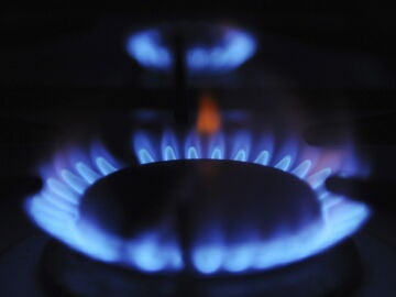 Un quemador de una cocina de gas, en una fotografía de archivo Un quemador de una cocina de gas, en una fotografía de archivo